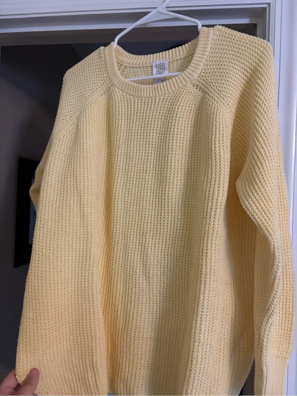 Women’s Crewneck Knit Sweater in Pale Yellow